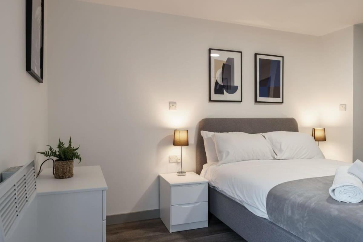 Lovely 1 Bed Apartment In Liverpool Centre Exterior photo