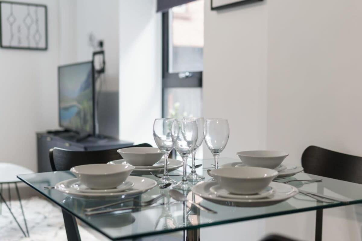 Lovely 1 Bed Apartment In Liverpool Centre Exterior photo